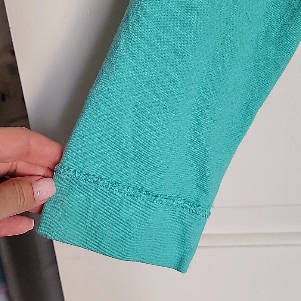 Girls, XL(18), Canyon River Blues, mint green hood with inner peace shirt.